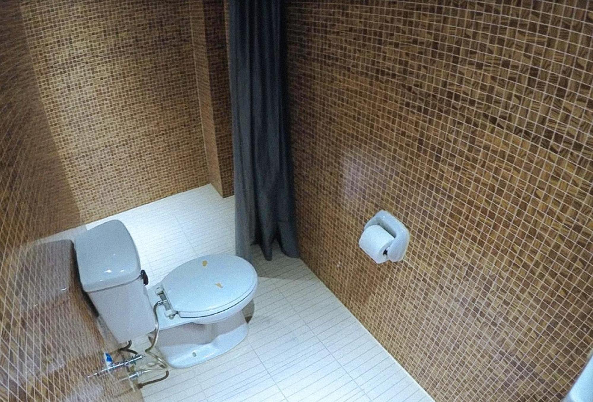 Reddoorz Plus @ Taj Hotel Tuguegarao Kültér fotó