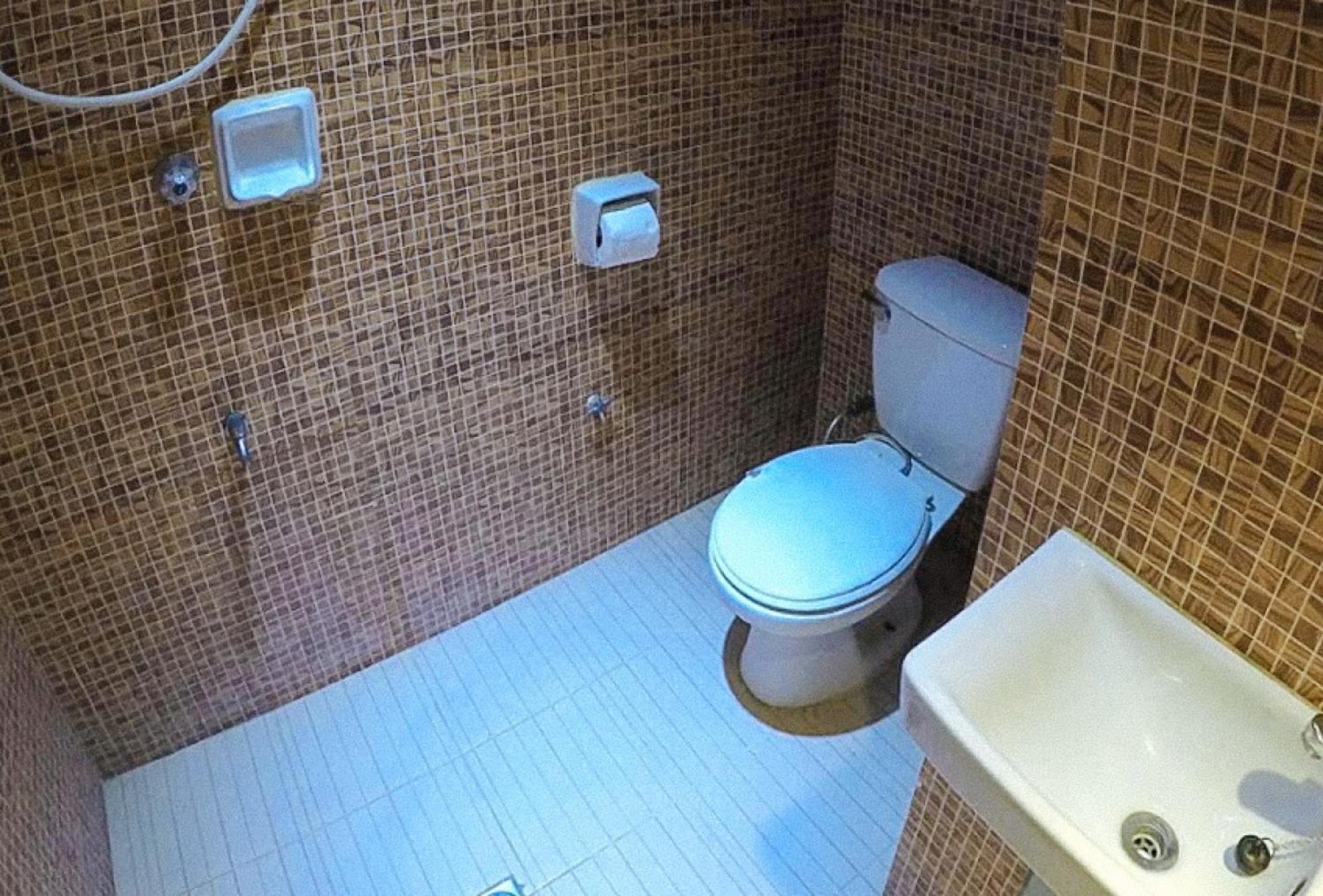 Reddoorz Plus @ Taj Hotel Tuguegarao Kültér fotó